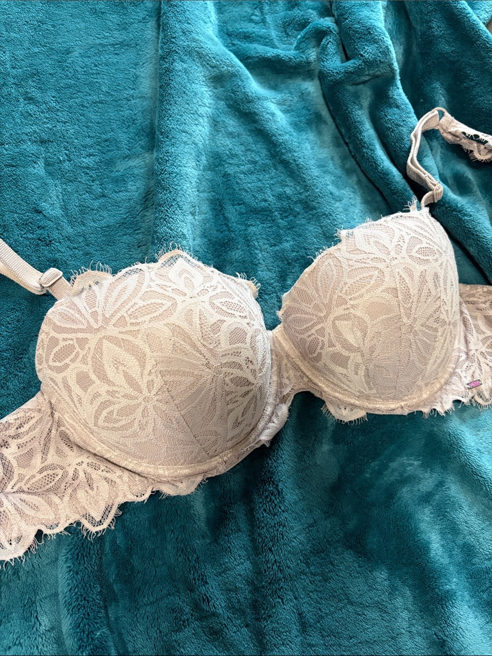 Lace Push-Up Bra in Light Beige - Victoria’s Secret 36D